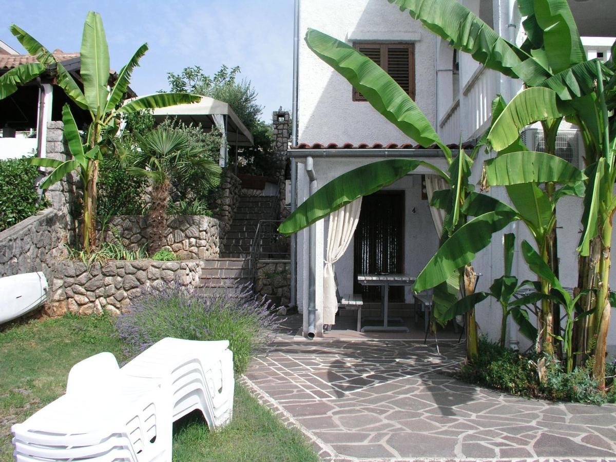 Apartmani Villa Kalinic Njivice Ngoại thất bức ảnh