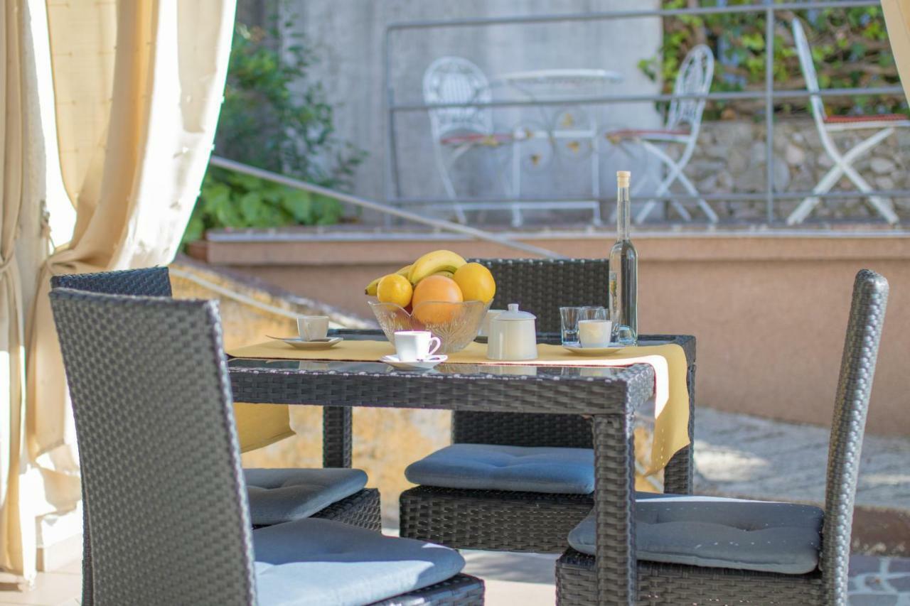 Apartmani Villa Kalinic Njivice Ngoại thất bức ảnh